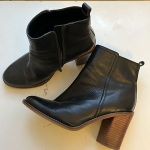 Seychelles Lounge ankle boots